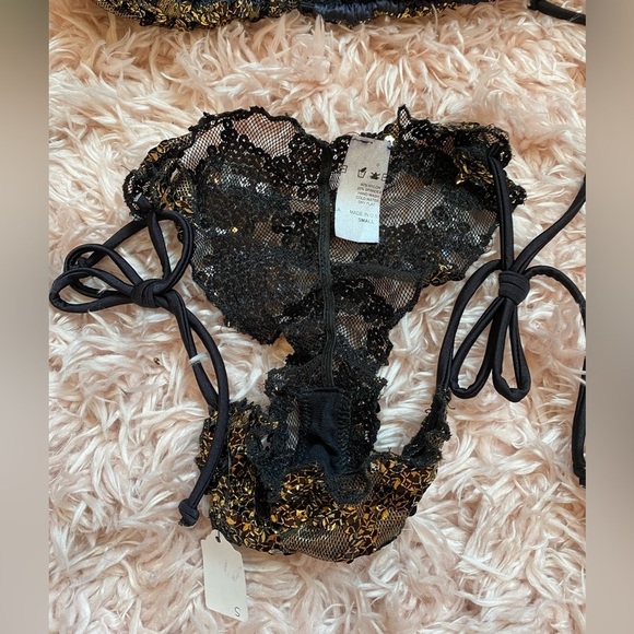 Black and Gold Sequins Bikini small and medium NWT - Picture 11 of 12